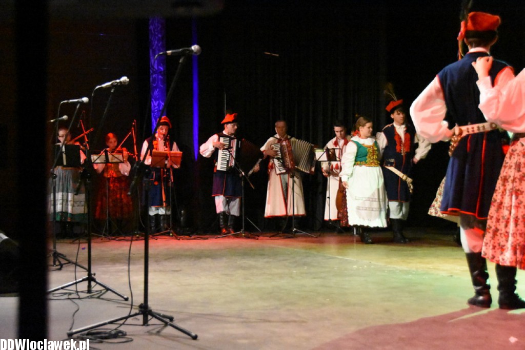 Festiwal zespołów folklorystycznych