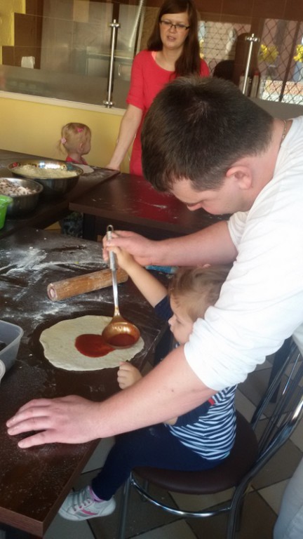 Zajęcia dla dzieci w pizzerii Neapol