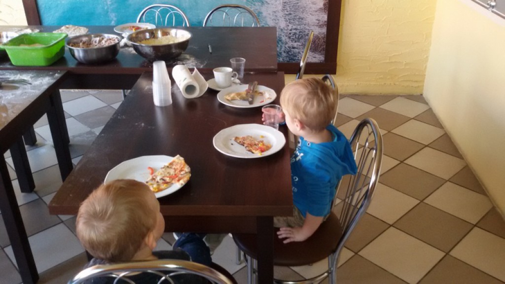 Zajęcia dla dzieci w pizzerii Neapol
