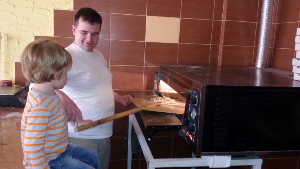 Zajęcia dla dzieci w pizzerii Neapol