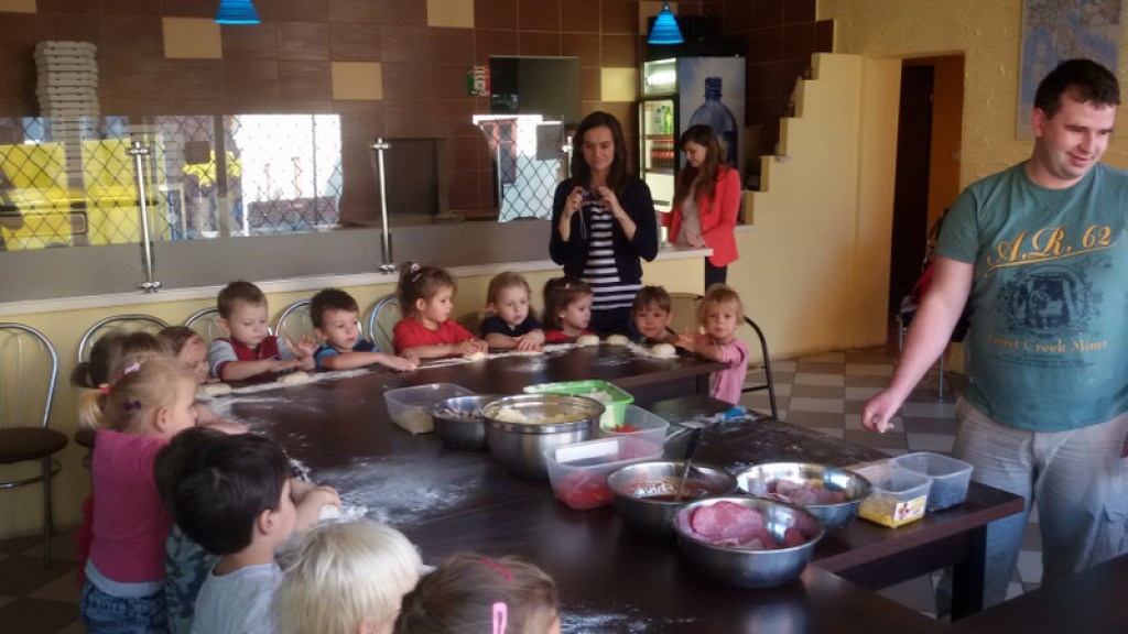 Zajęcia dla dzieci w pizzerii Neapol