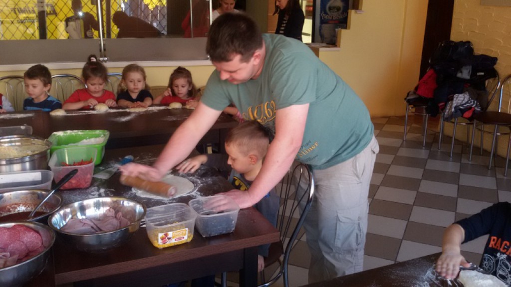 Zajęcia dla dzieci w pizzerii Neapol