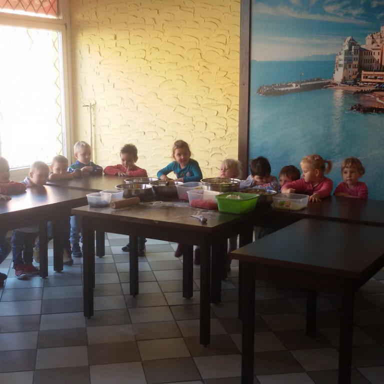 Zajęcia dla dzieci w pizzerii Neapol