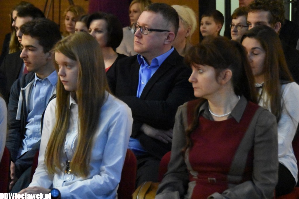 Wręczenie aktów stypendialnych