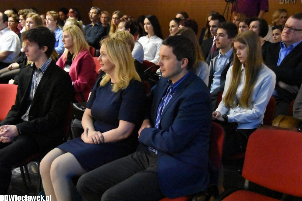 Wręczenie aktów stypendialnych