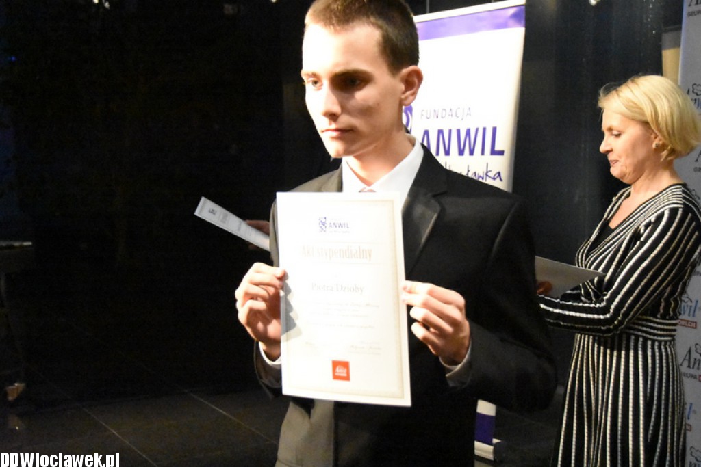 Wręczenie aktów stypendialnych
