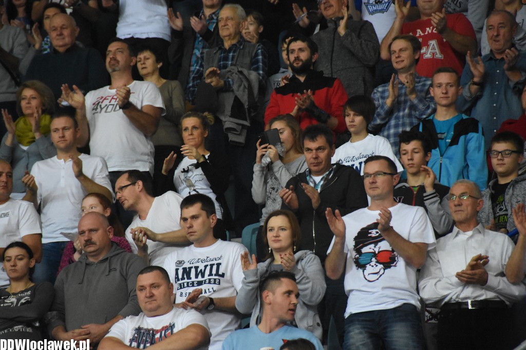 Kibice na meczu Anwil - Śląsk
