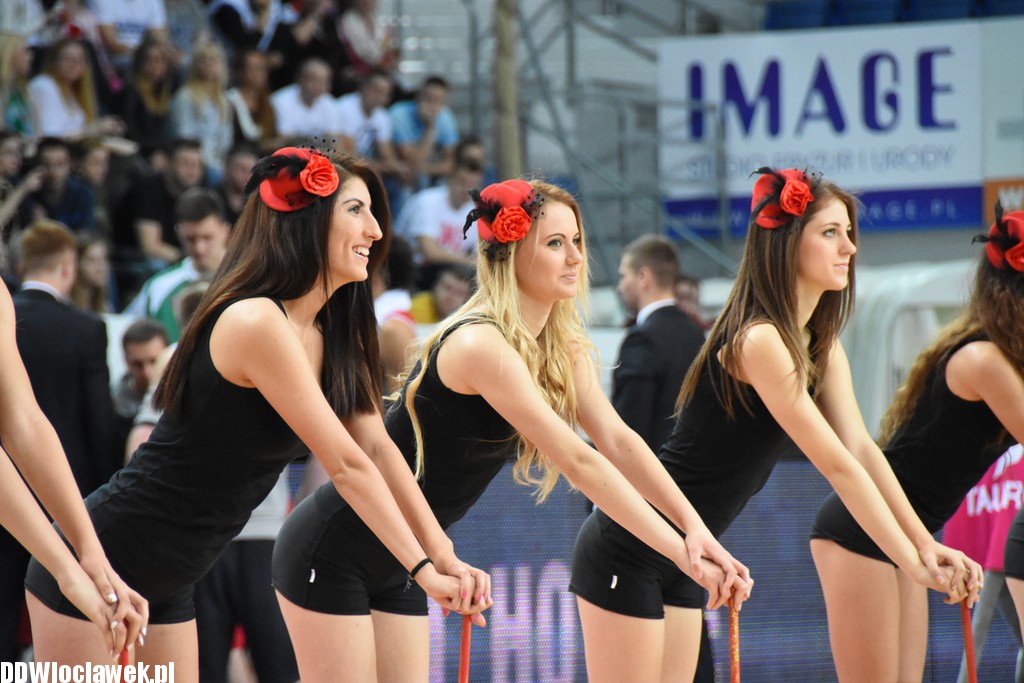 Cheerleaderki na meczu ze Śląskiem
