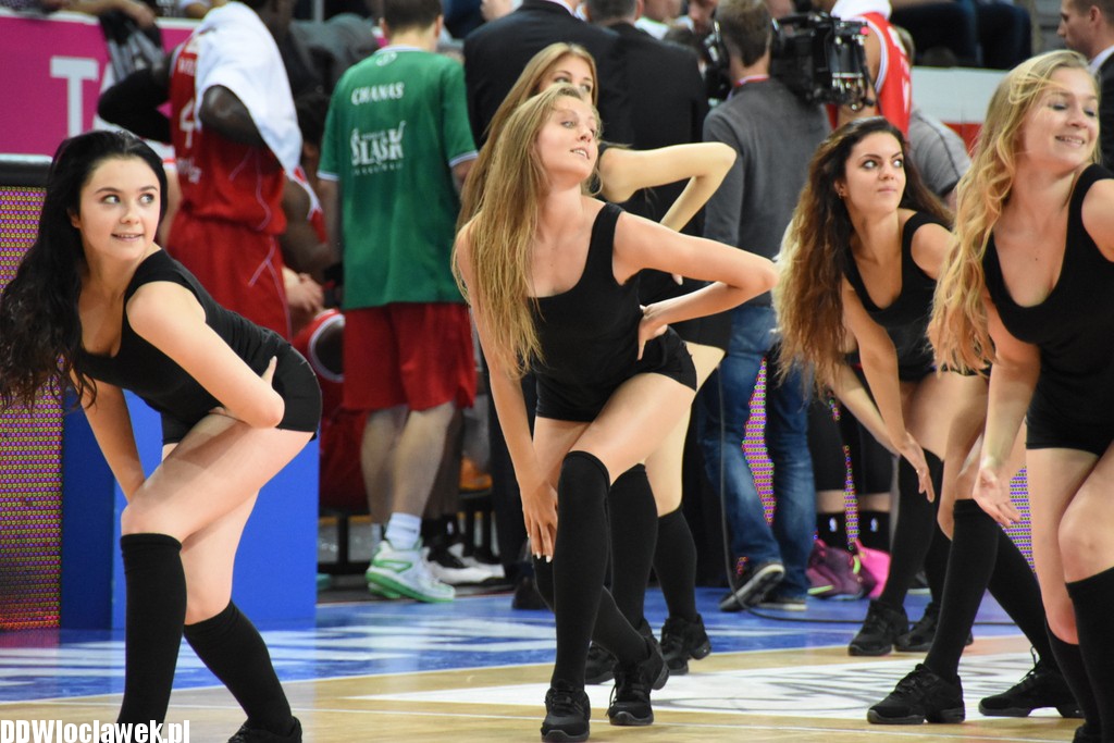 Cheerleaderki na meczu ze Śląskiem