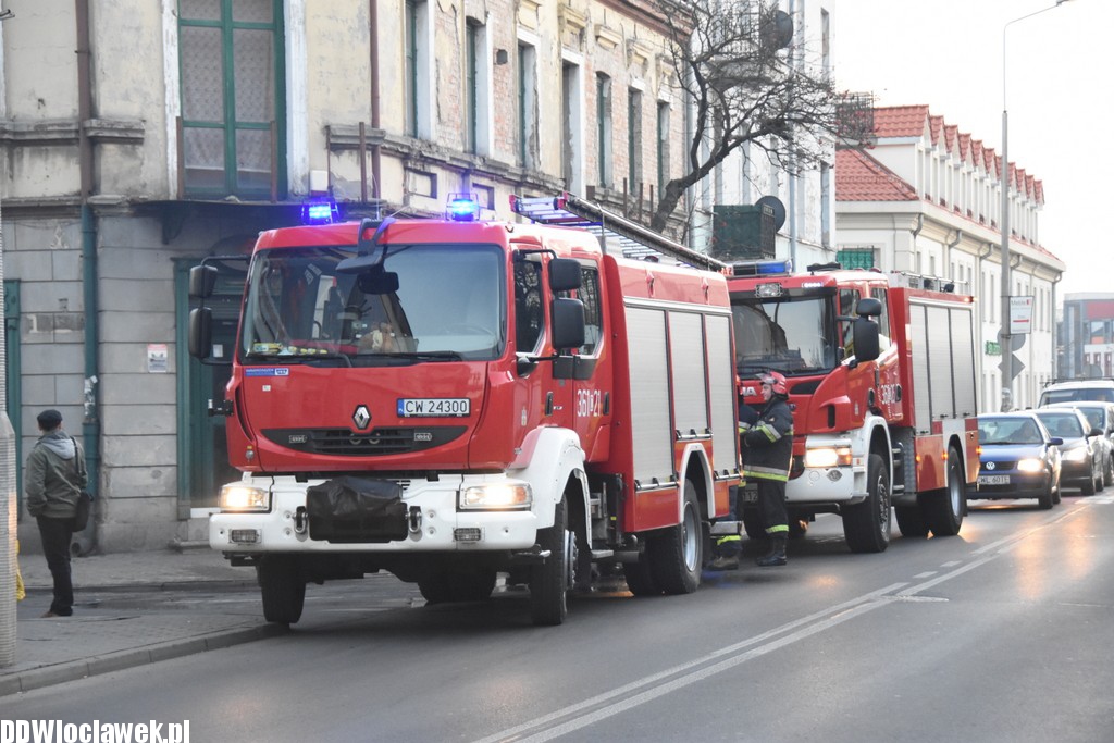 Strażnicy miejscy uratowali bezdomnych