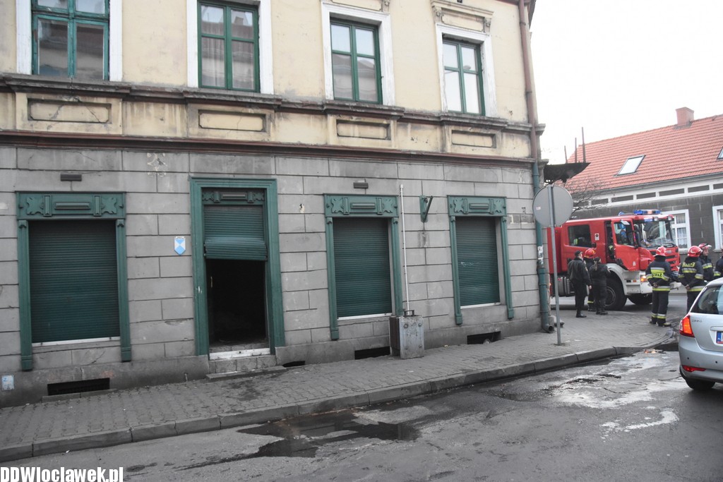 Strażnicy miejscy uratowali bezdomnych