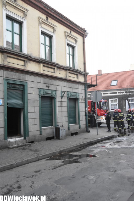 Strażnicy miejscy uratowali bezdomnych