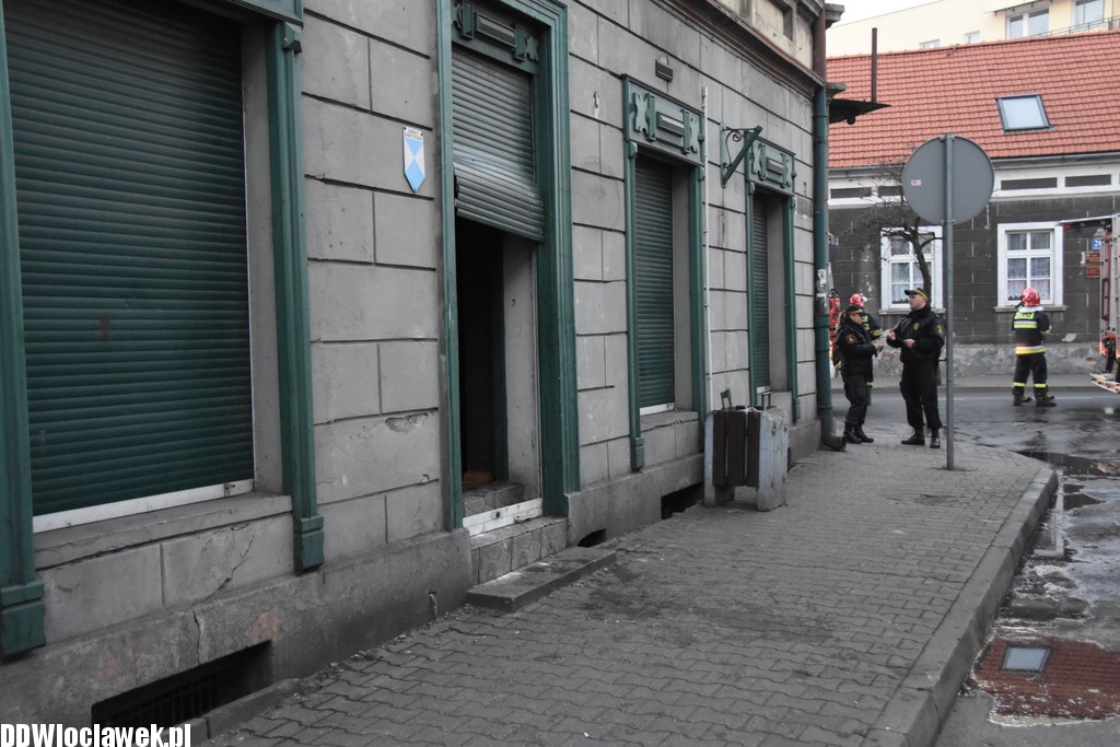 Strażnicy miejscy uratowali bezdomnych