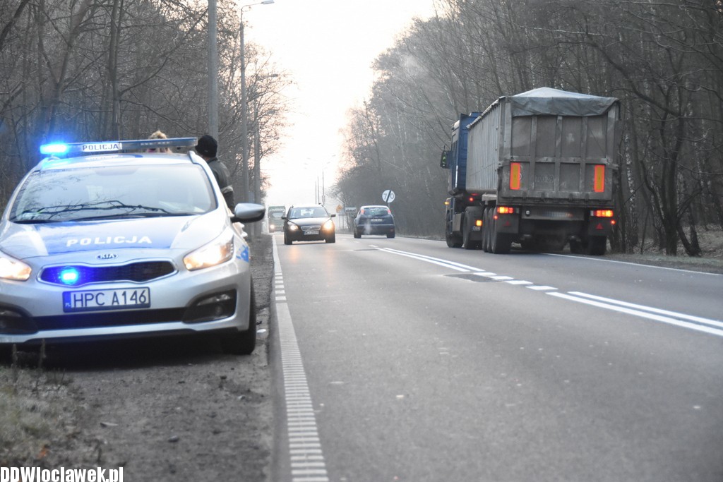 Kolizja trzech pojazdów na DK 62
