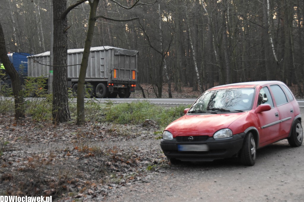 Kolizja trzech pojazdów na DK 62