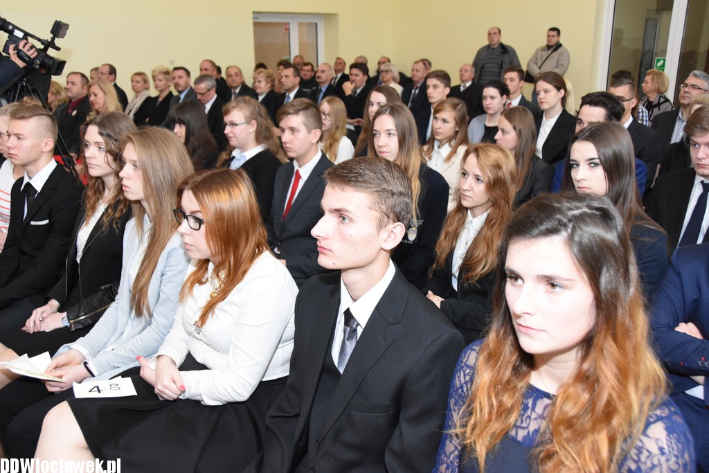 Wręczenie dyplomów stypendystom