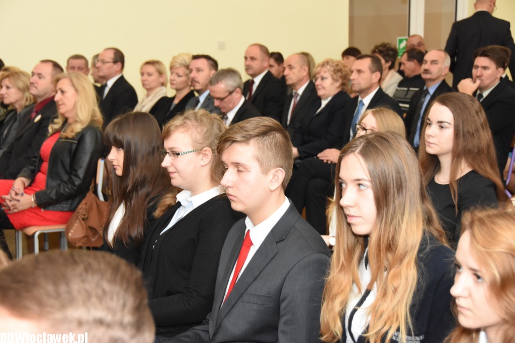 Wręczenie dyplomów stypendystom