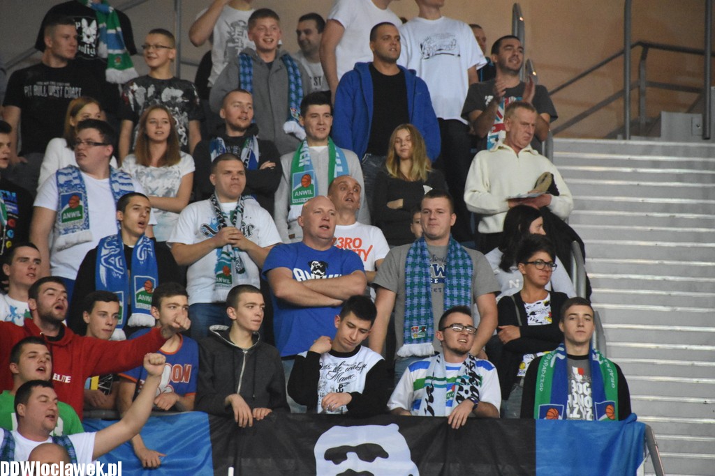 Kibice na meczu Anwil - Polpharma