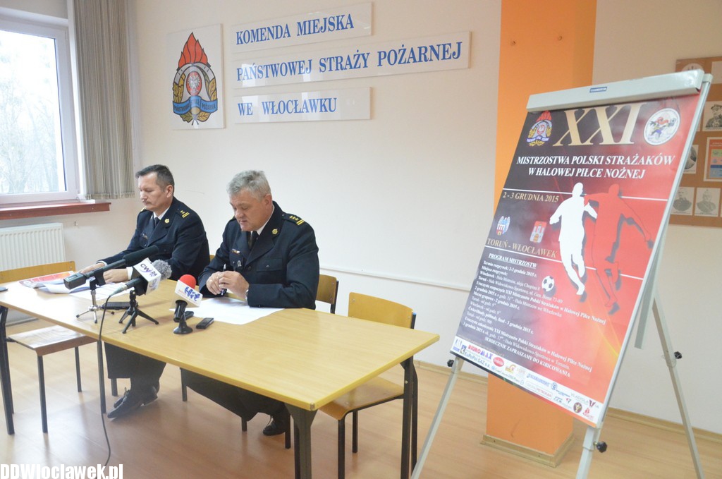 Konferencja prasowa straży pożarnej