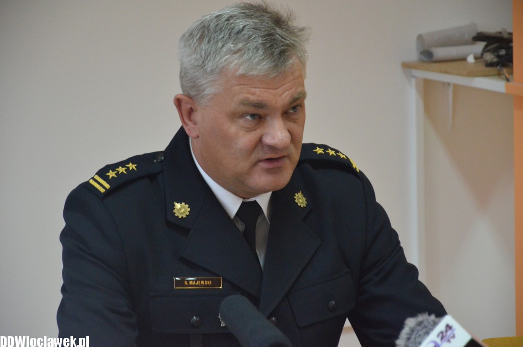Konferencja prasowa straży pożarnej