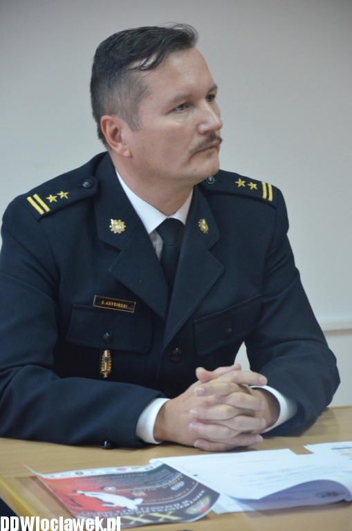 Konferencja prasowa straży pożarnej