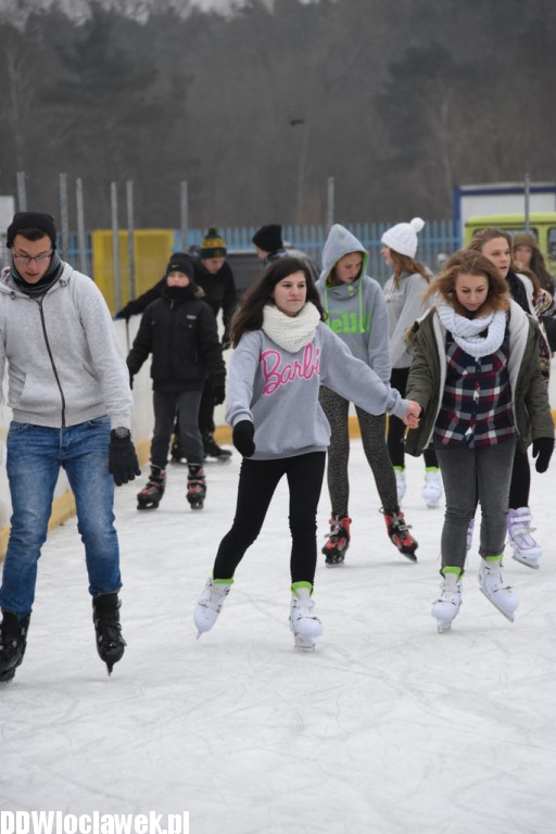 Otwarcie lodowiska przy Hali Mistrzów