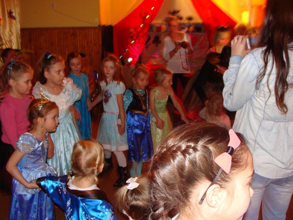 Bal andrzejkowy w klubie Łęg