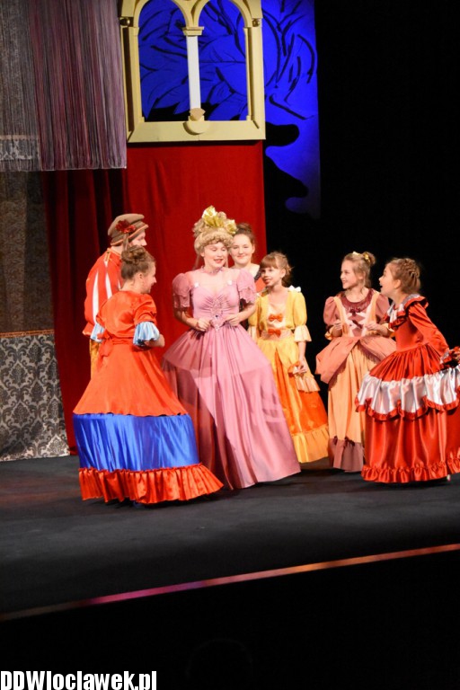 12 miesięcy w Teatrze Impresaryjnym