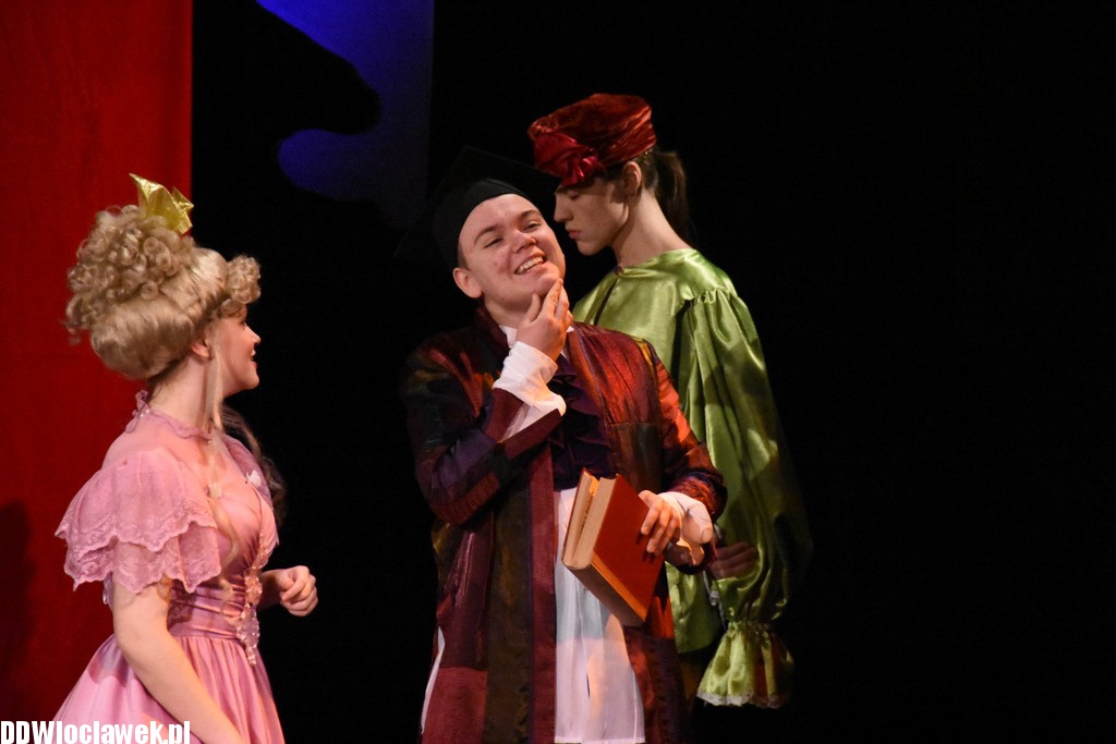 12 miesięcy w Teatrze Impresaryjnym