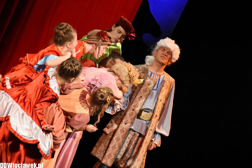 12 miesięcy w Teatrze Impresaryjnym