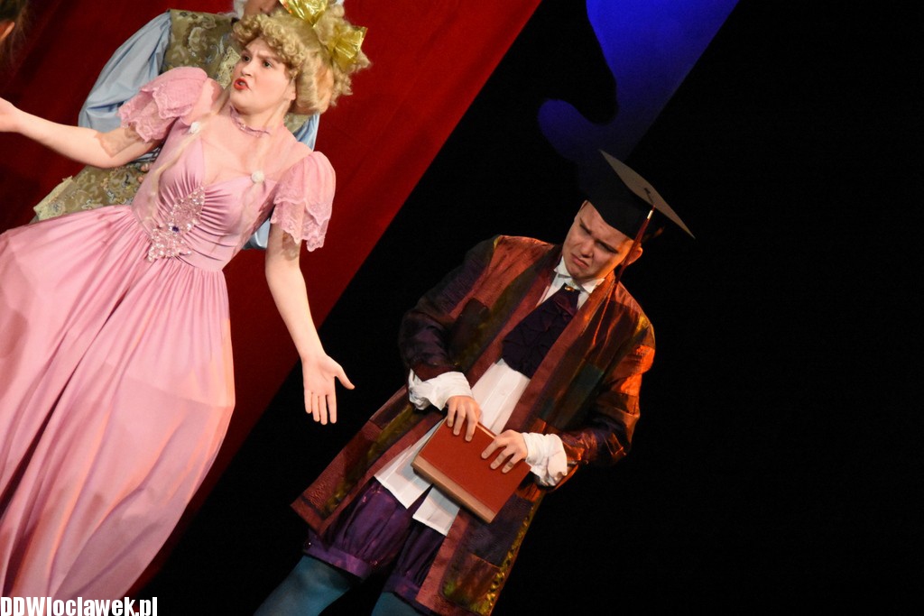 12 miesięcy w Teatrze Impresaryjnym