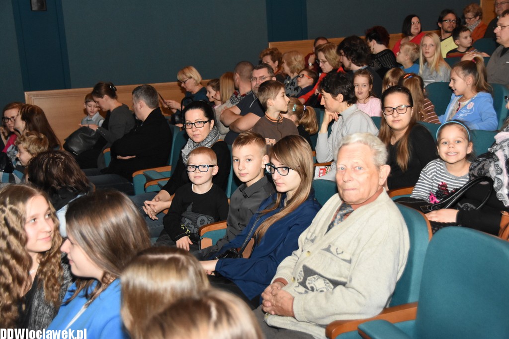 12 miesięcy w Teatrze Impresaryjnym