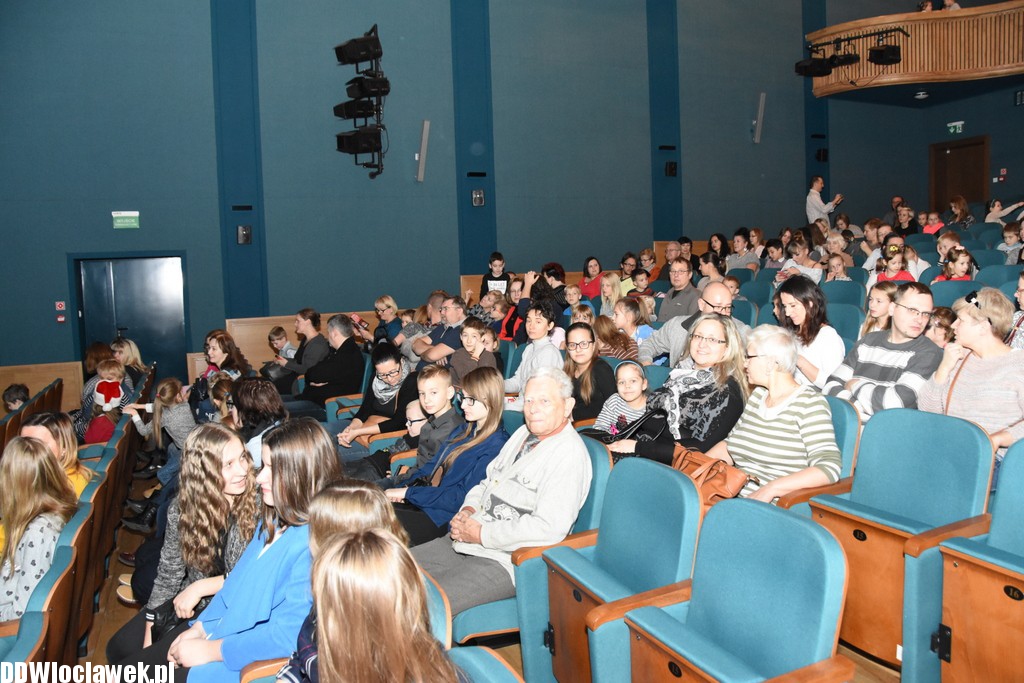 12 miesięcy w Teatrze Impresaryjnym