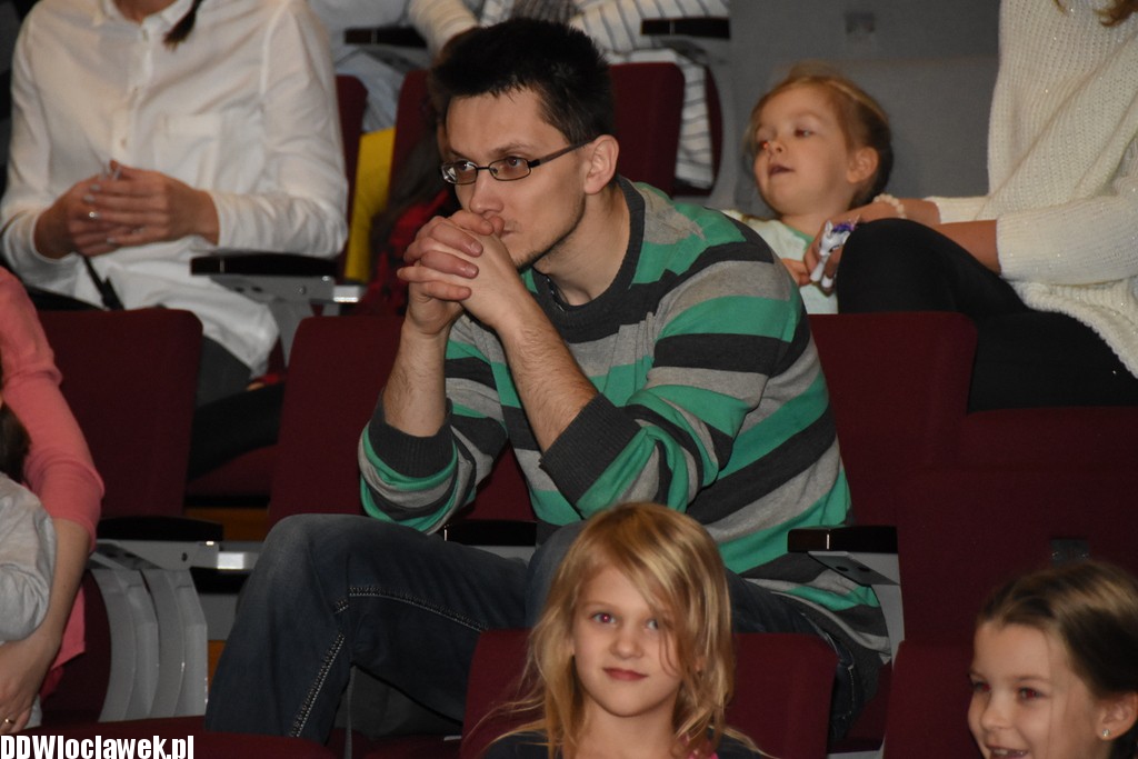 Maurycy i kolędnicy w Browarze B