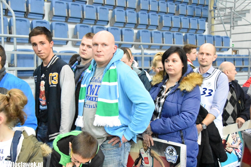 Koszykarze podpisywali kalendarze