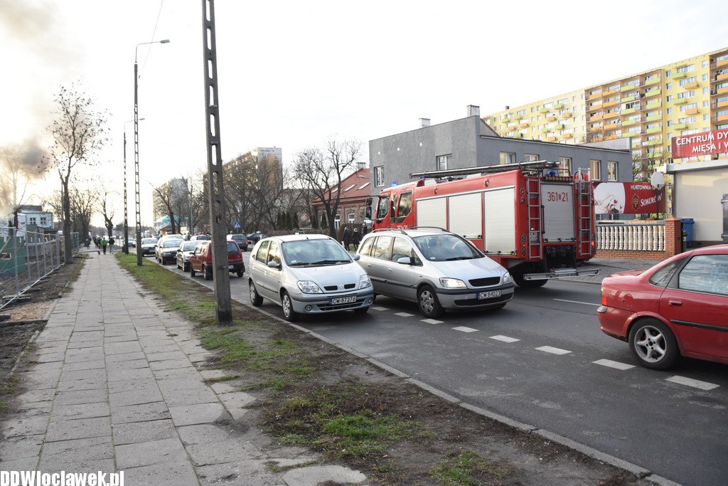 Auto spłonęło na ul. Smolnej