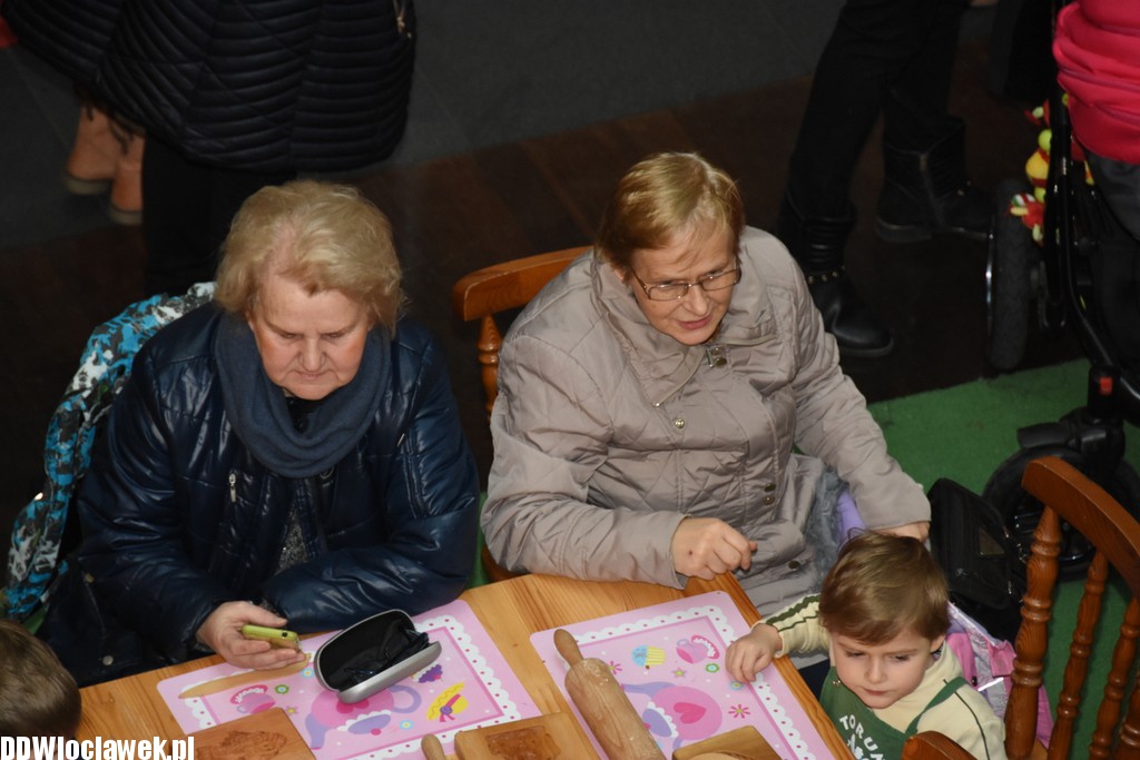 Gwiezdne Wojny i Mikołaj we Wzorcowni