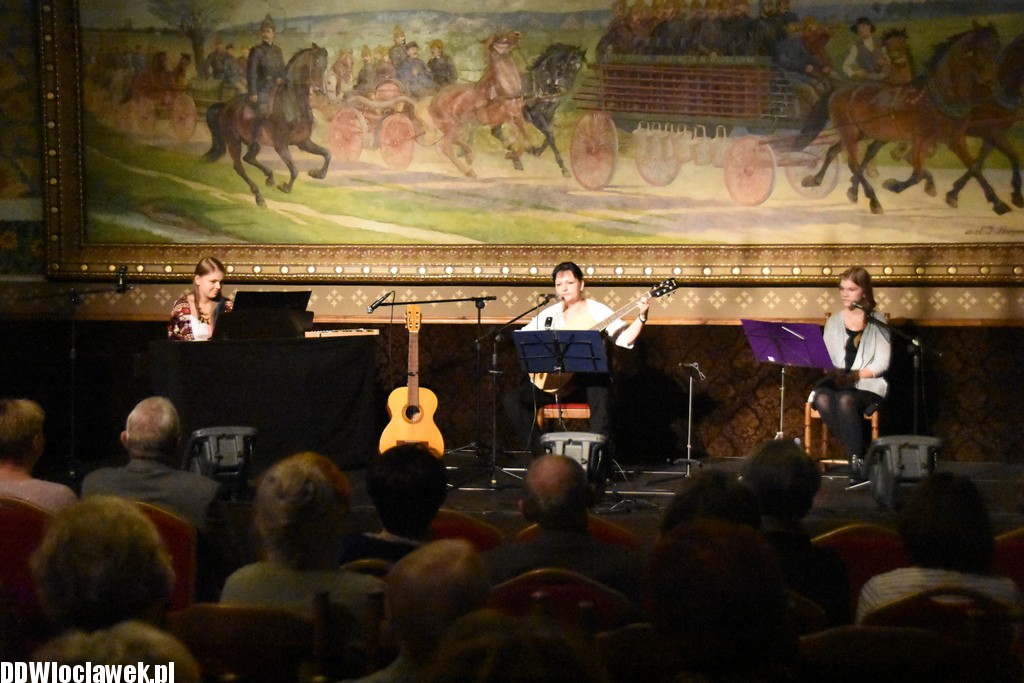 Recital Elżbiety Śłubowskiej w Starej Remizie