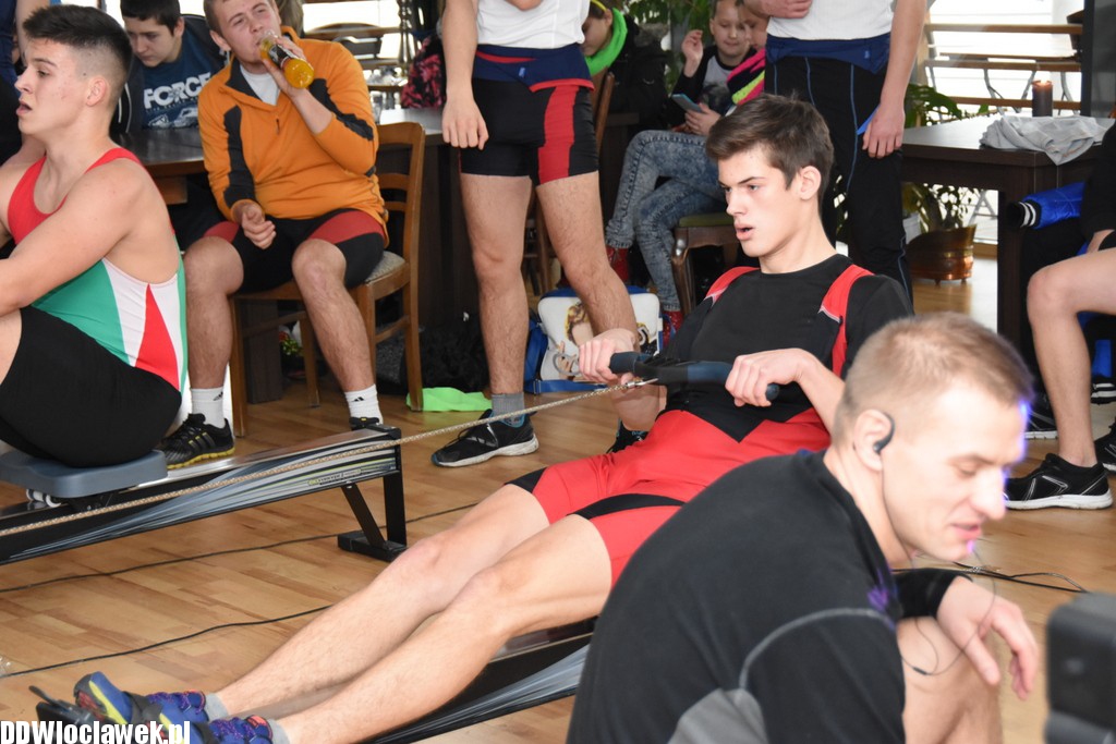 Maraton wioślarski w kawiarni Rejs