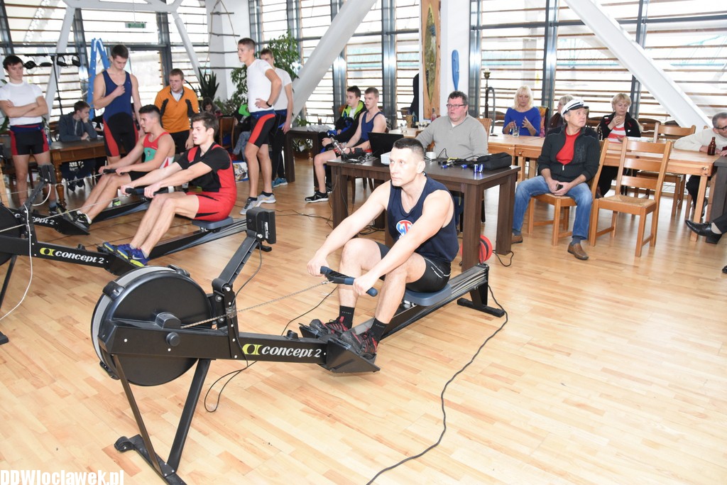 Maraton wioślarski w kawiarni Rejs