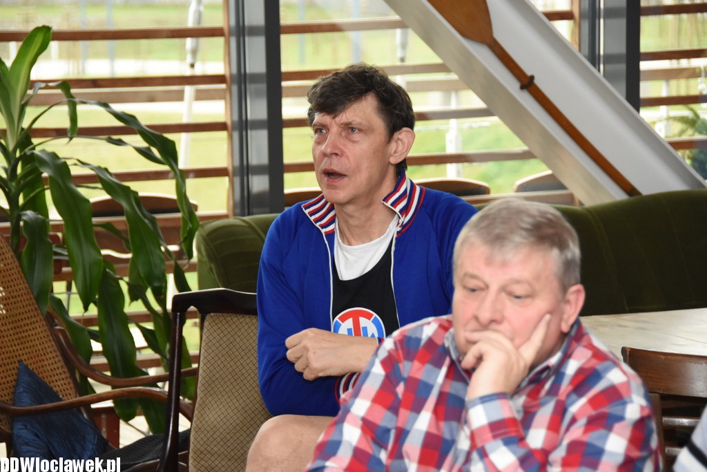 Maraton wioślarski w kawiarni Rejs