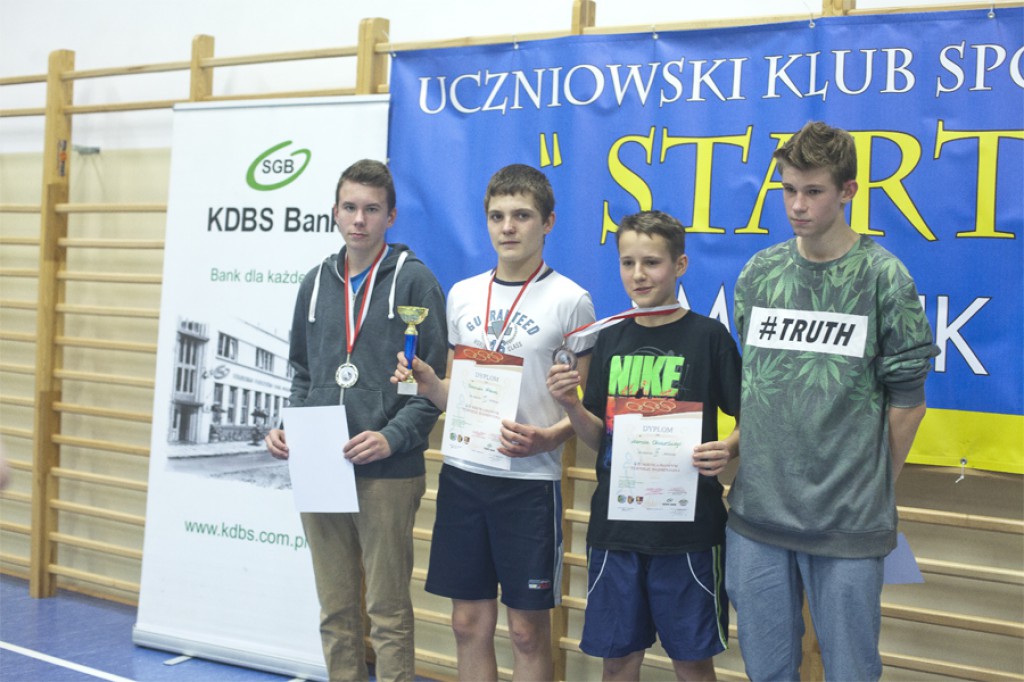 Mikołajkowy turniej badmintona
