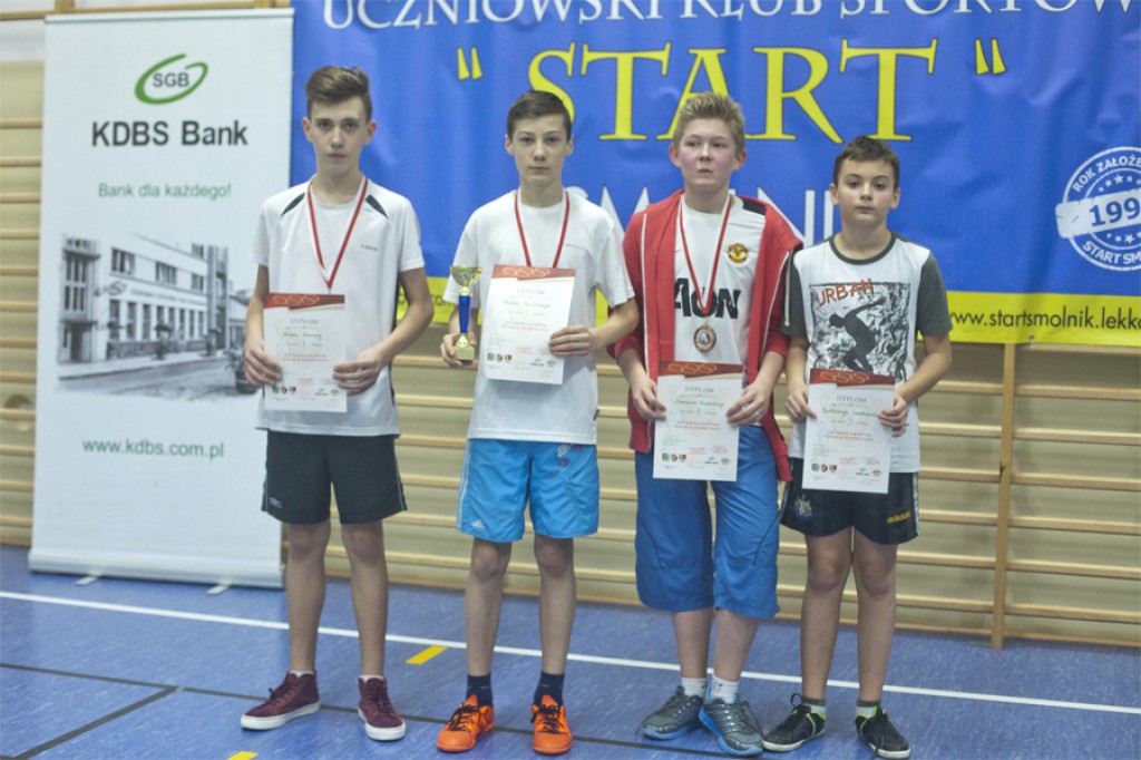 Mikołajkowy turniej badmintona