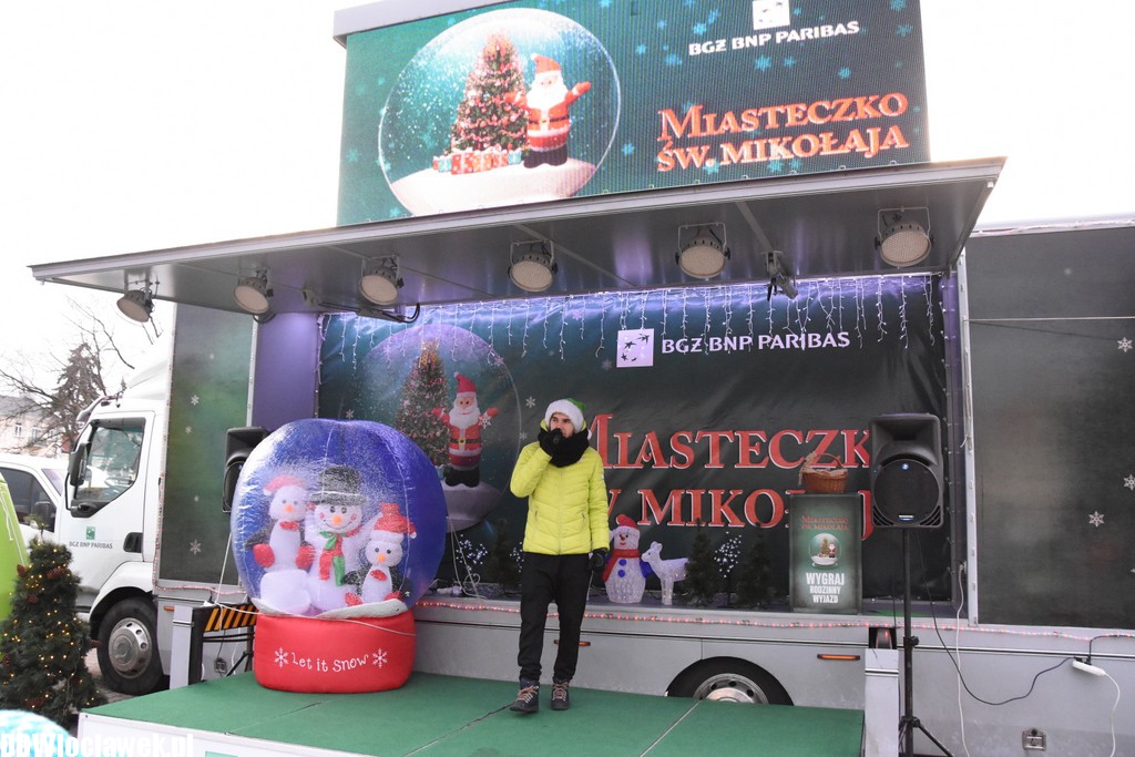Miasteczko mikołaja na Placu Wolności