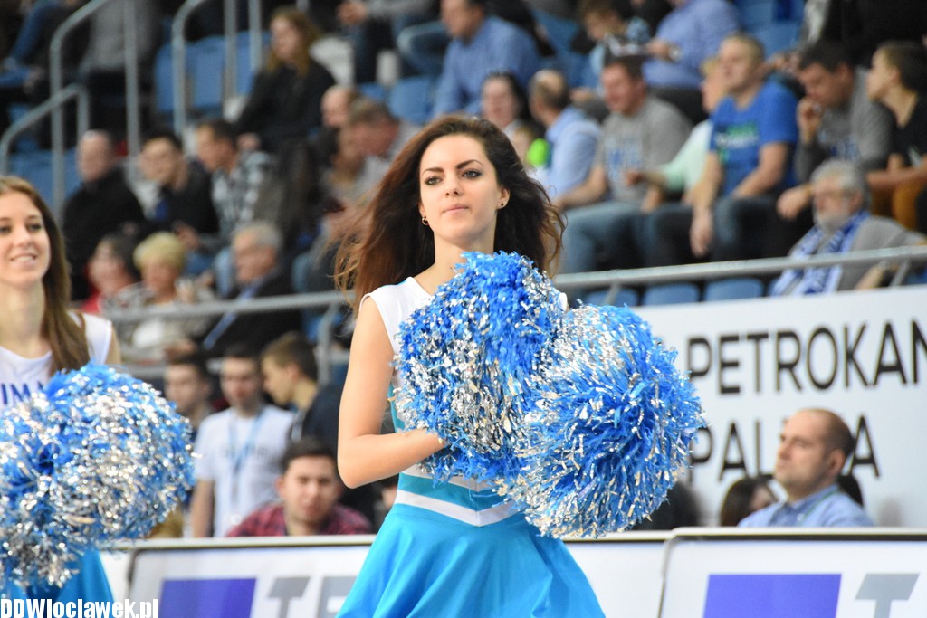 Cheerleaderki na meczu Anwil - Trefl