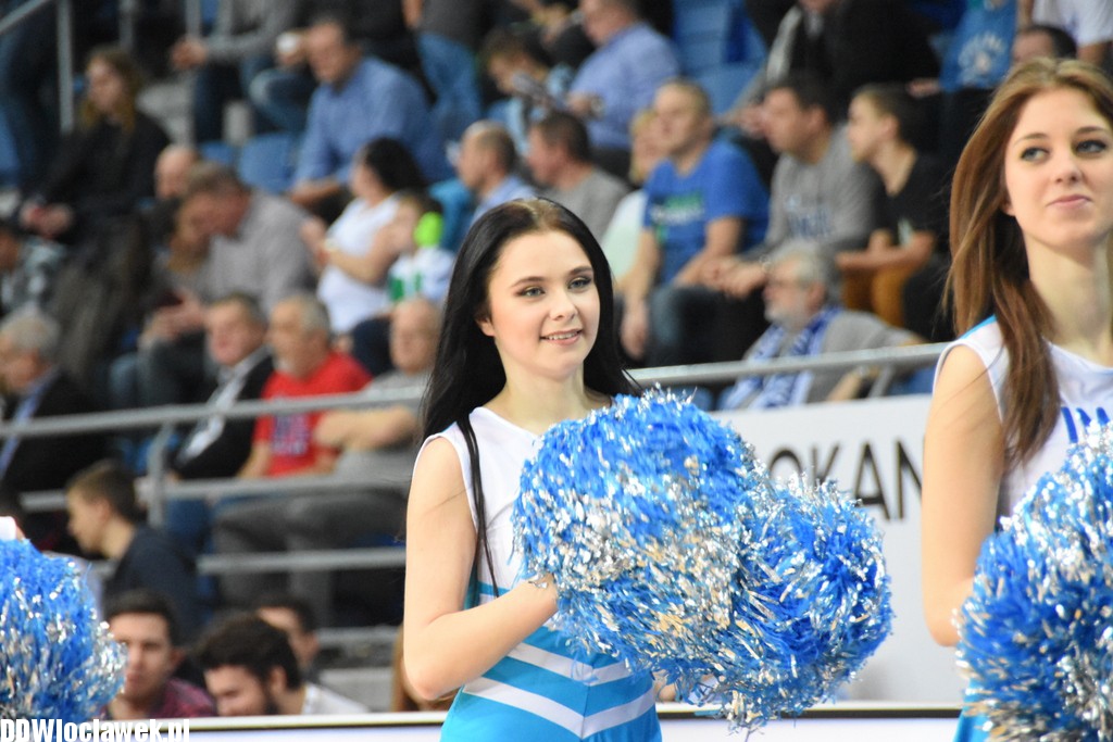 Cheerleaderki na meczu Anwil - Trefl