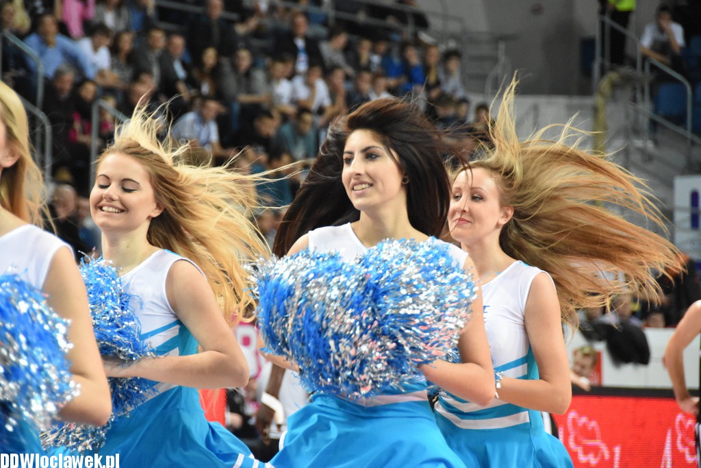 Cheerleaderki na meczu Anwil - Trefl