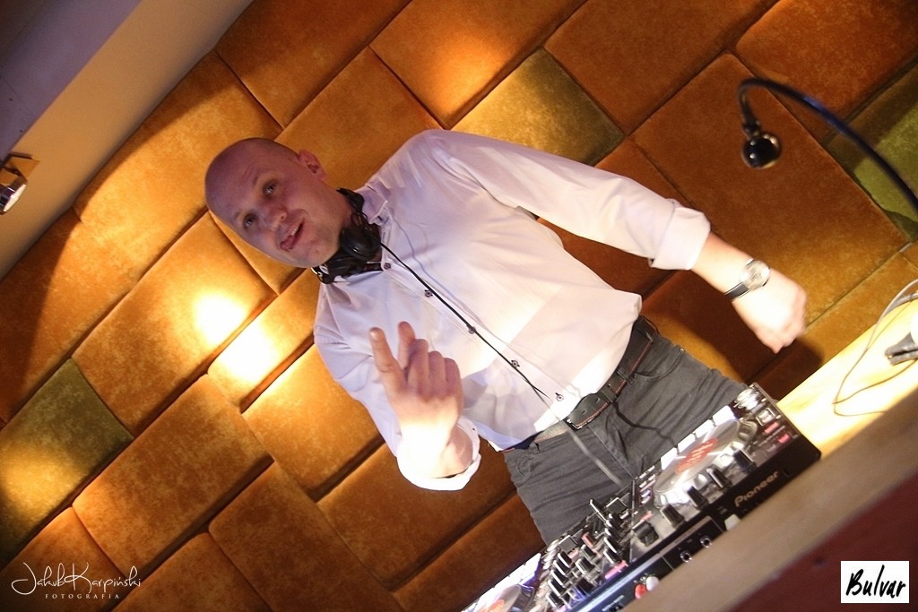 Sobota 26.12  Bulvar Million Club