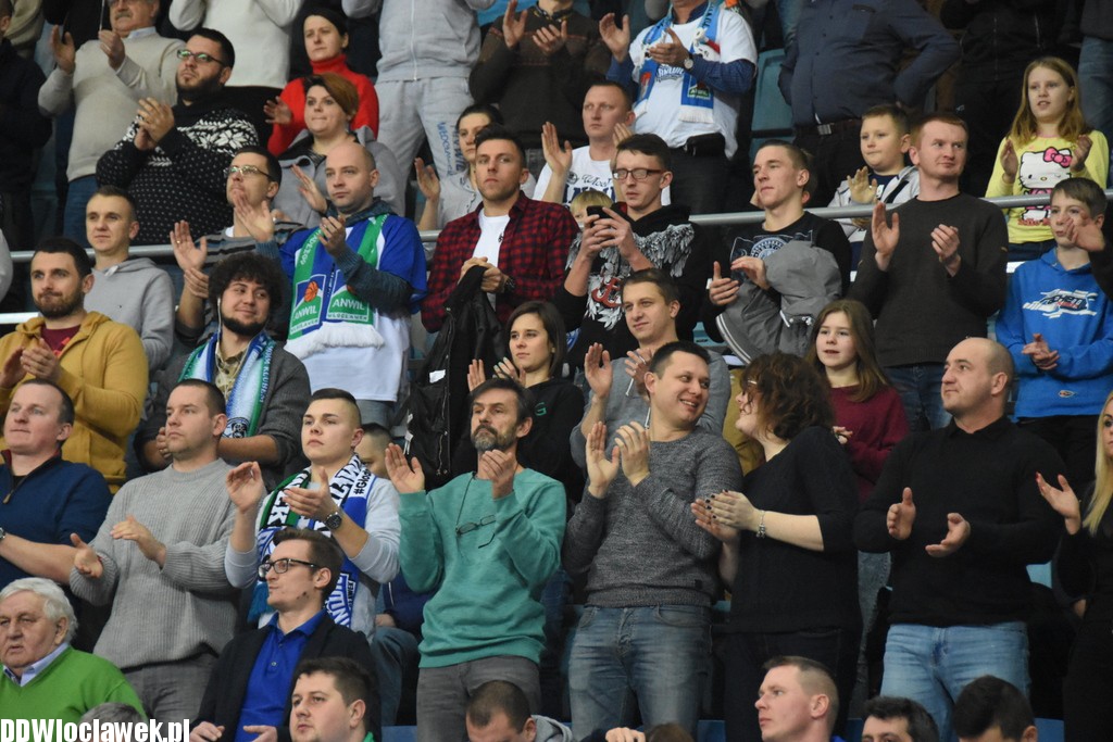 Kibice na meczu Anwil - Toruń