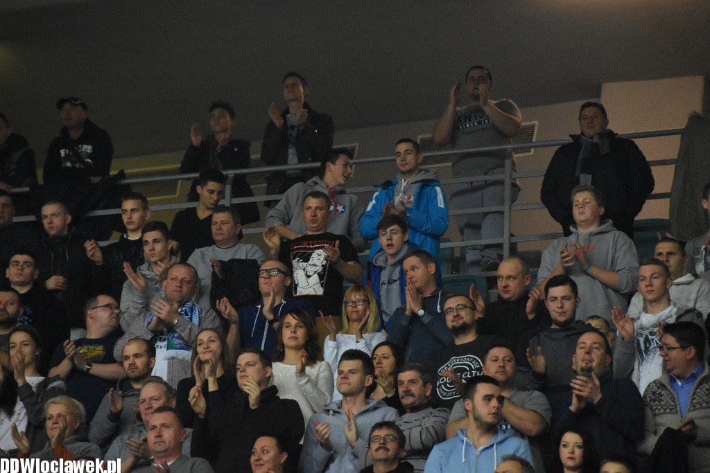 Kibice na meczu Anwil - Toruń